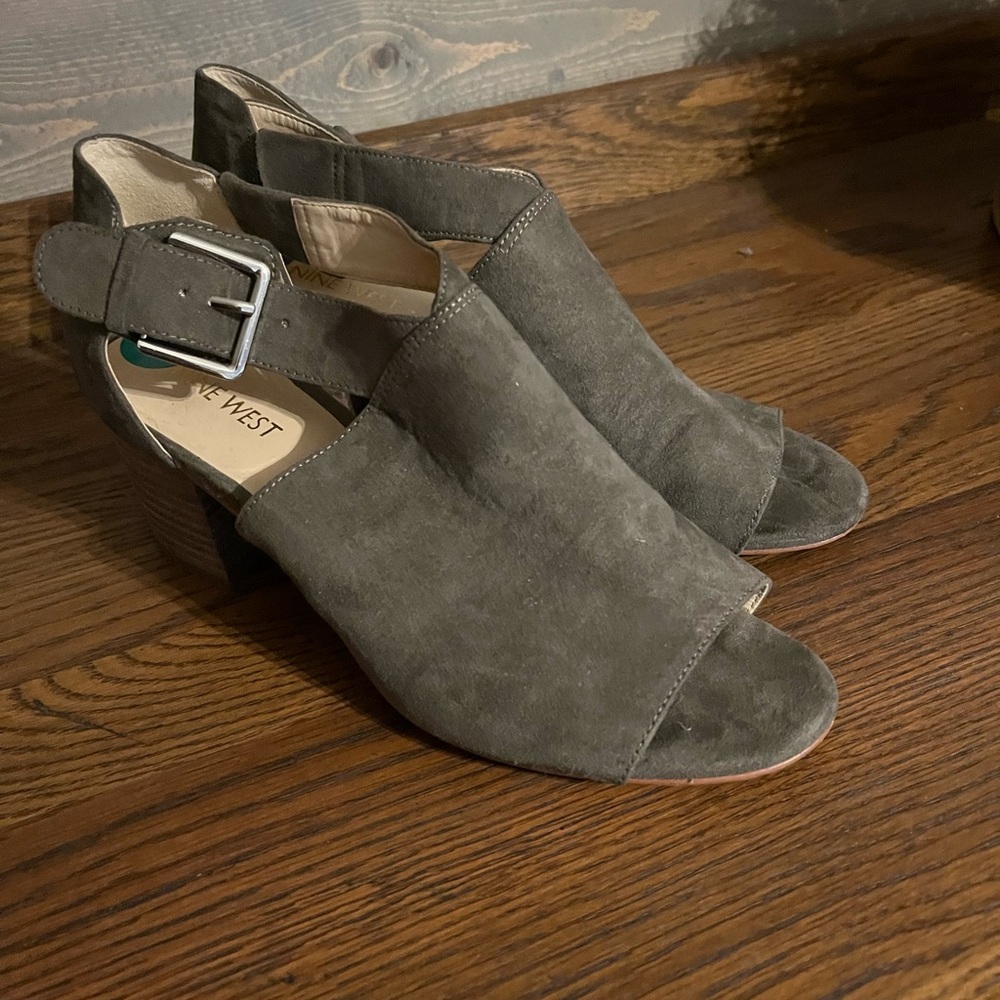 Grey suede block heel sandal
